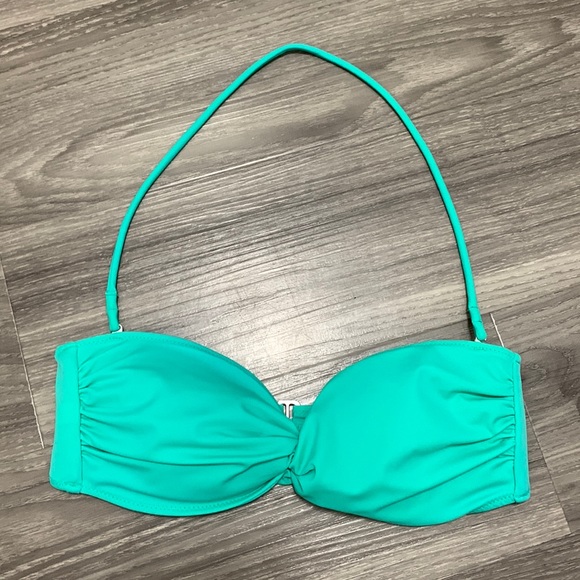 Victoria’s secret bikini top green - Picture 1 of 2